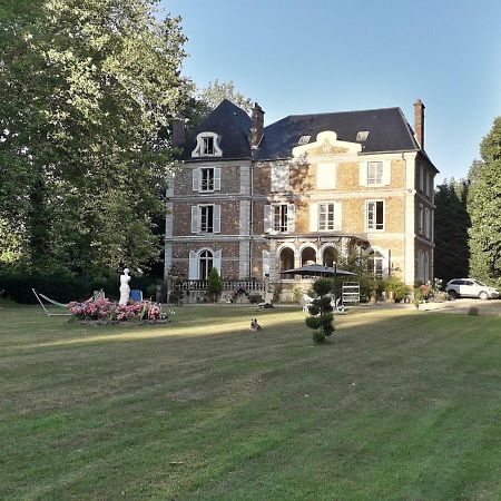 Chateau De La Bucaille - Entier Aincourt Exterior photo